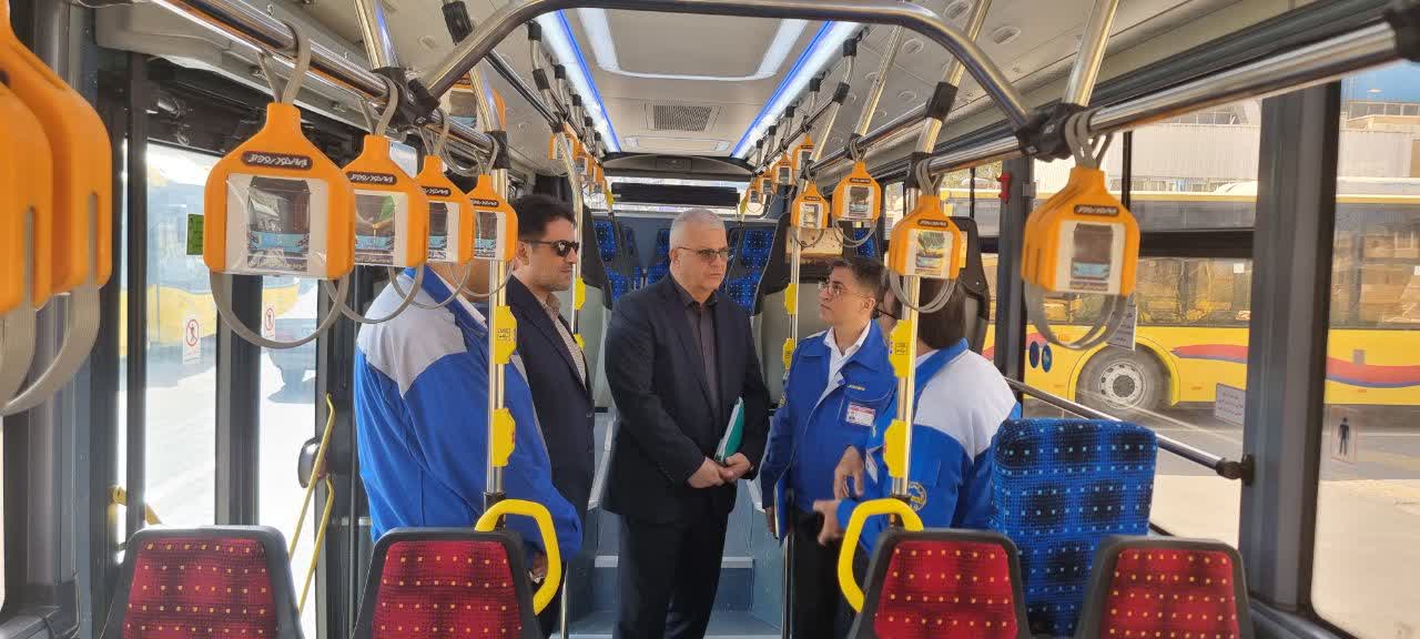بازدید مدیرعامل اتحادیه سازمان‌های حمل و نقل شهرداری‌های کشور از ایران خودرو دیزل