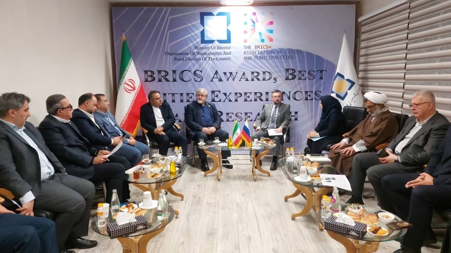 حضور مدیرعامل اتحادیه در افتتاحیه دبیرخانه«جایزه بهترین تجارب و پژوهش شهرداری‌های عضو مجمع بریکس» در وزارت کشور/شورای عالی انقلاب فرهنگی حمایت کامل خود را از جایزه مدیریت شهری بریکس اعلام کرد